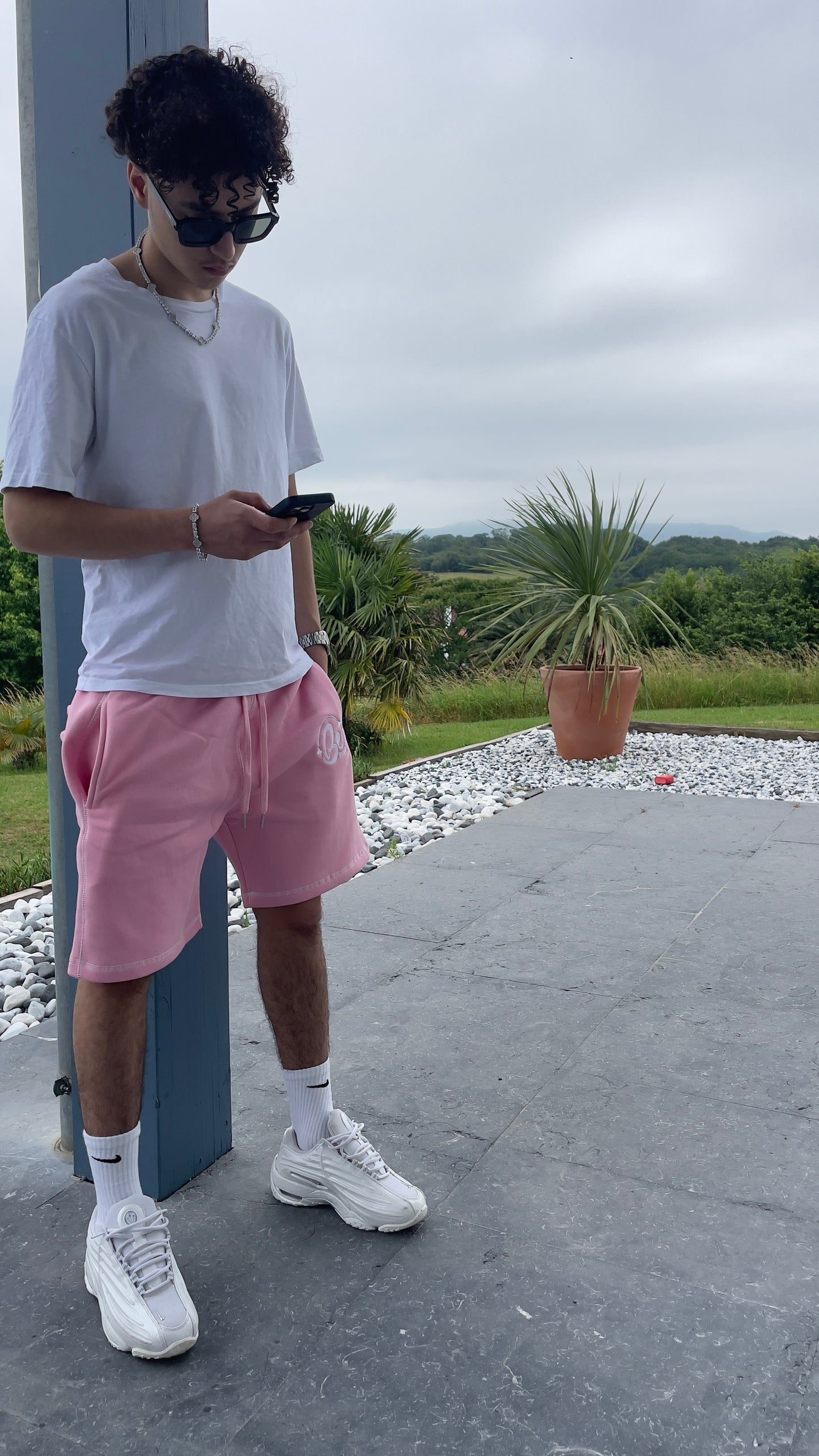pink shorts