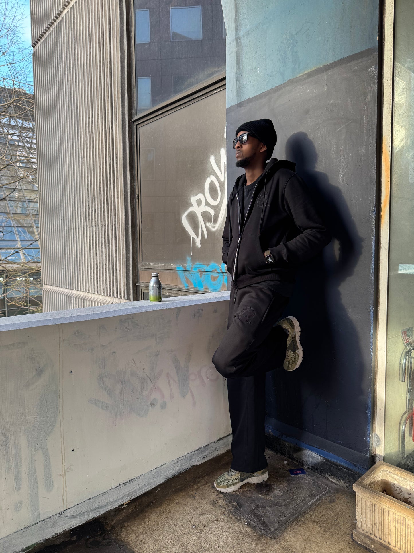 Bemade black hoodie